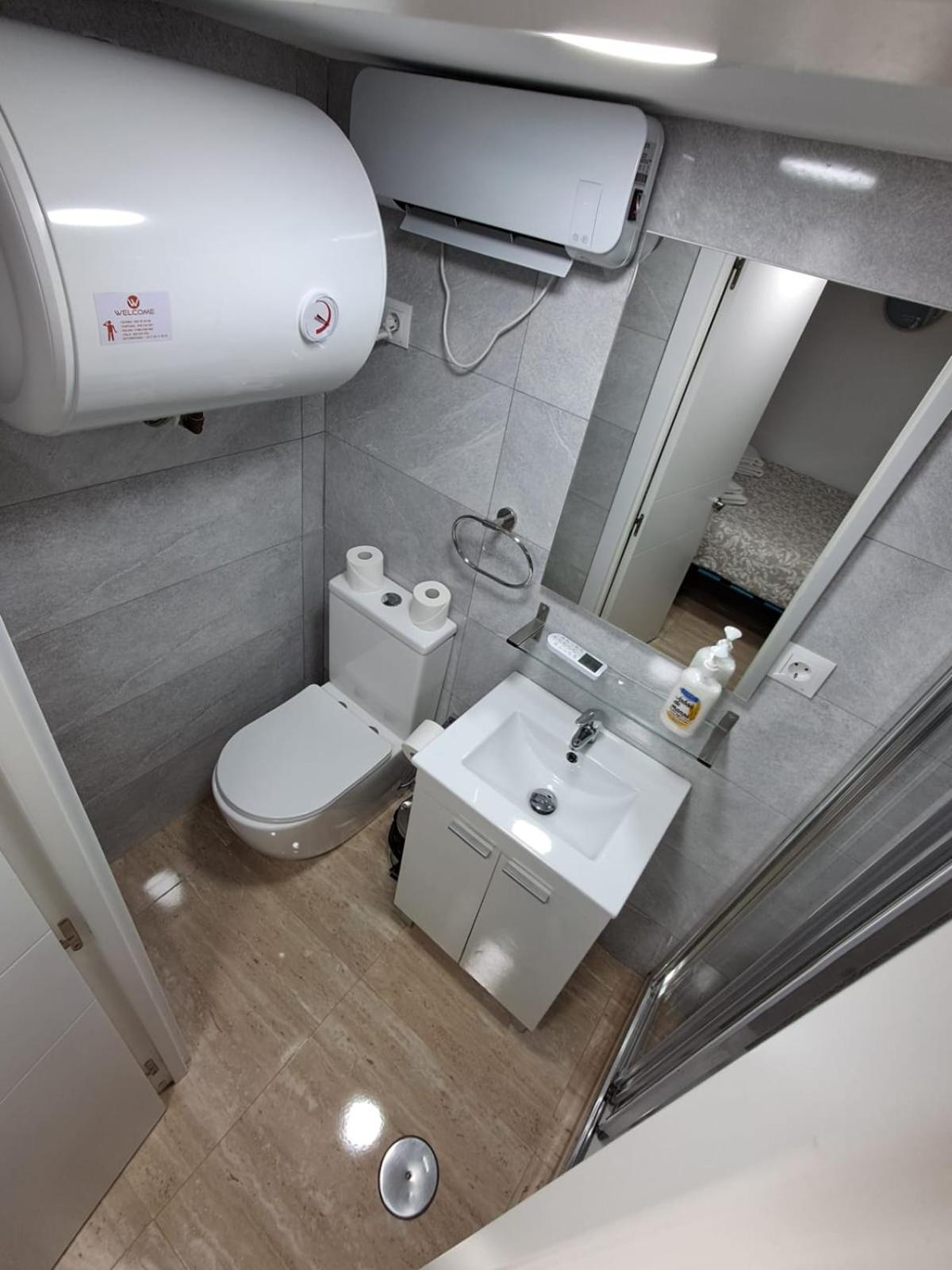 New Hortaleza Coliving Hotel Madrid Room photo